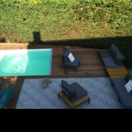 Spacieuse Avec Piscine Yerres