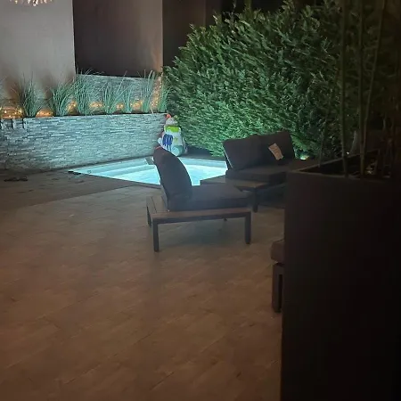 Spacieuse Avec Piscine Вилла *