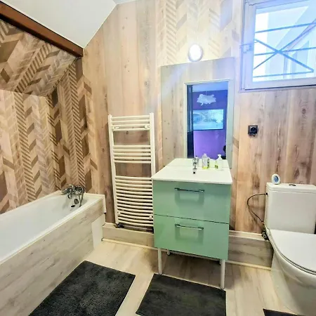 Вилла Spacieuse Avec Piscine Yerres