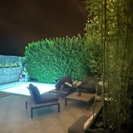Spacieuse Avec Piscine *