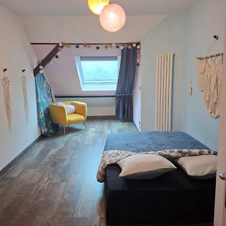 Вилла Spacieuse Avec Piscine